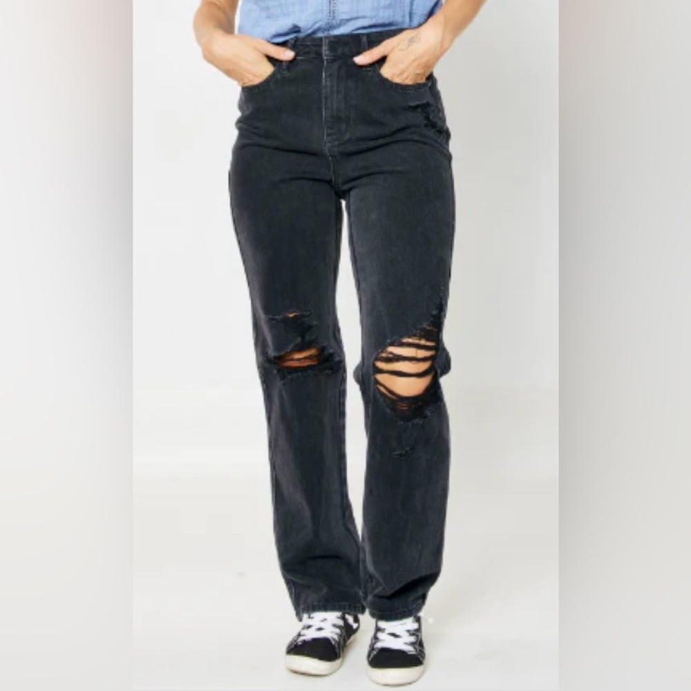 Judy Blue High Rise 90s Straight Black Jeans Size 11/30 Distressed Knees
